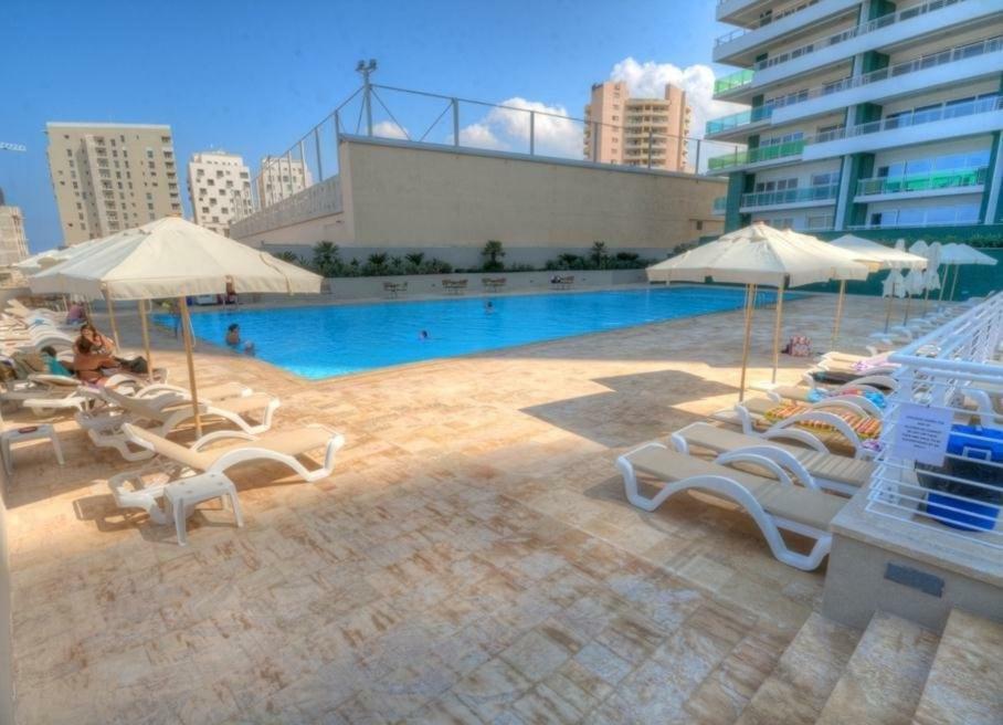 Gorgeous Apartment With Terrace In Fort Cambridge, Pool Sliema Exterior foto